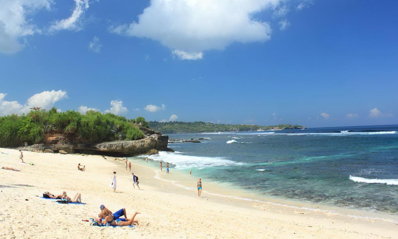 Lembongan Hostel Exterior photo