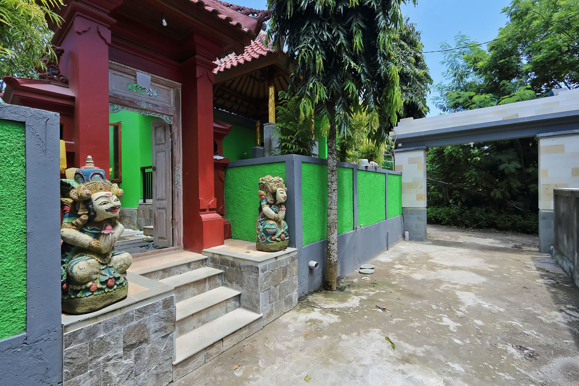 Lembongan Hostel Exterior photo